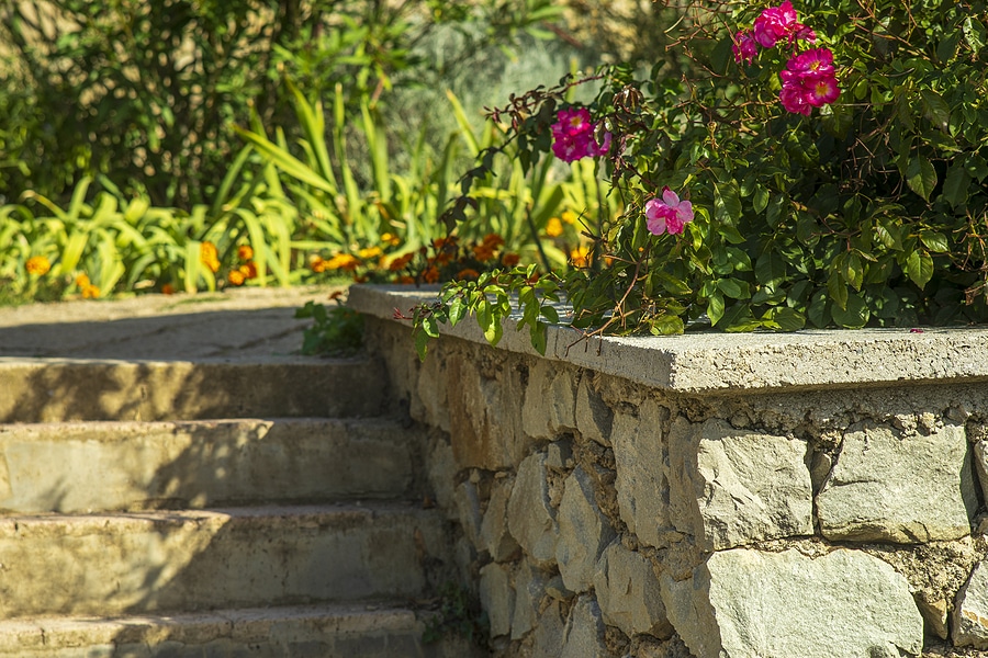 3 Tips for Maintaining Your Paver Patio & Walls